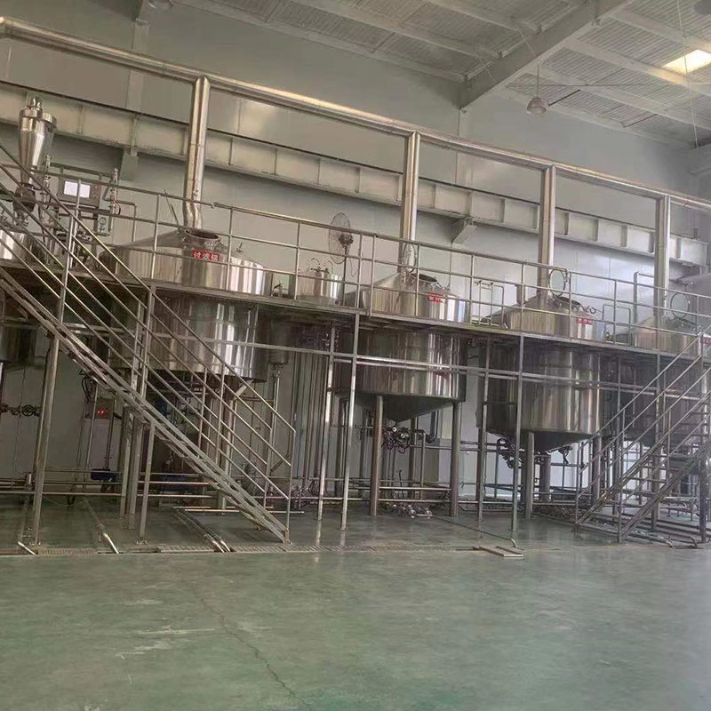 老边精酿啤酒设备厂—平面布置、设备设计、制造、调试、培训等一条龙服务_COPY